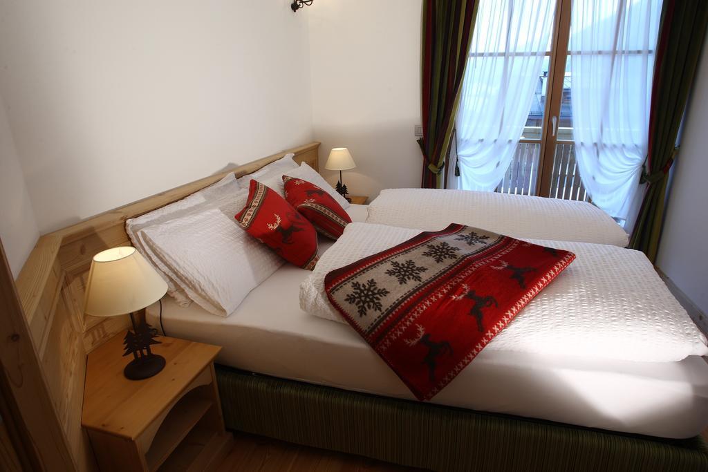 Apartments Sol E Nef Рока Пиеторе Стая снимка