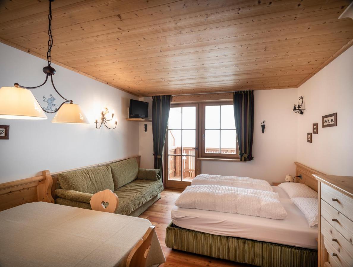 Apartments Sol E Nef Рока Пиеторе Екстериор снимка